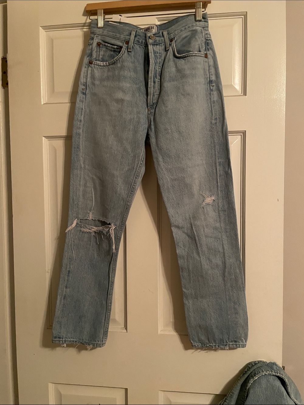 Agolde Light Wash Straight Leg Jeans with Knee Rip